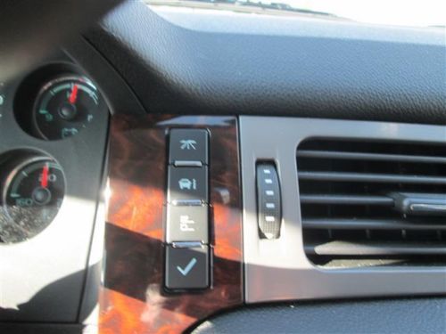 2012 GMC YUKON DENALI 2WD NAV CHROME 20'S SUNROOF DVD ENTERTAINMENT SYSTEM SHARP, image 31