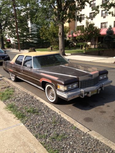 1976 cadillac fleetwood brougham d&#039;elegance sedan 4-door 8.2l