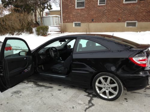 2005 black mercedes c320 2door sports coupe, w/leather interior -great condition