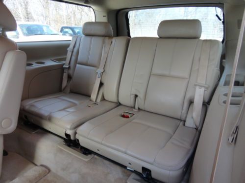 PRE-OWNED!!! 2008 Chevrolet Suburban 1500 LTZ Sport Utility 4-Door 5.3L, US $20,350.00, image 5