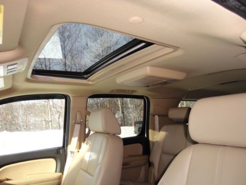 PRE-OWNED!!! 2008 Chevrolet Suburban 1500 LTZ Sport Utility 4-Door 5.3L, US $20,350.00, image 16
