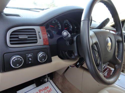PRE-OWNED!!! 2008 Chevrolet Suburban 1500 LTZ Sport Utility 4-Door 5.3L, US $20,350.00, image 17