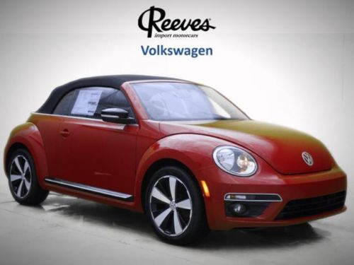 2013 volkswagen beetle 2dr man pzev new convertible 2.0l bluetooth cd