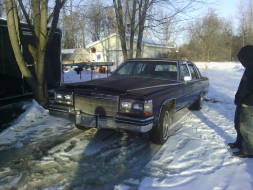 1984 cadillac fleetwood brougham all most no rust no dants not runing