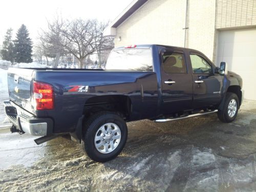 Chevy chevrolet 2500 HD 4X4, image 3