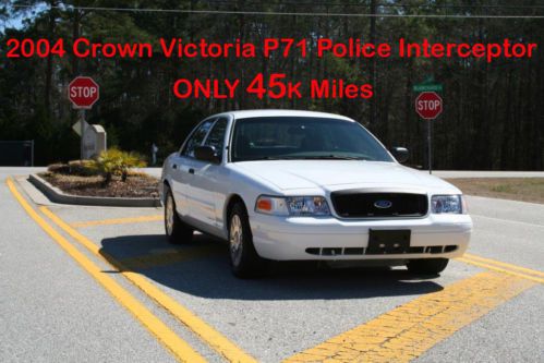 Low 45k miles. very clean 2004 ford police interceptor p71