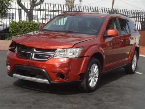 2014 dodge journey sxt awd damaged salvage runs!! nice color must see wont last!