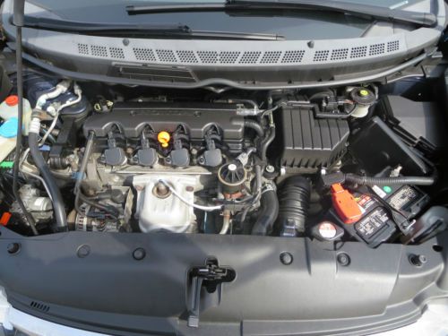 2007 Honda Civic LX Sedan 4-Door 1.8L, image 4