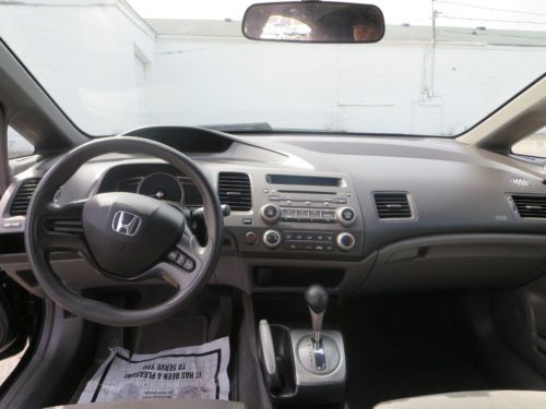2007 Honda Civic LX Sedan 4-Door 1.8L, image 5