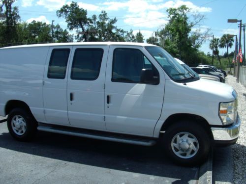 2013 ford e-250 base standard cargo van 3-door 4.6l