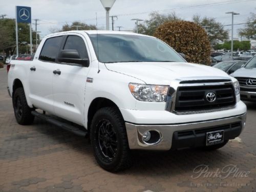 2013 v8 2wd auto navigation backup camera cloth seats bluetooth