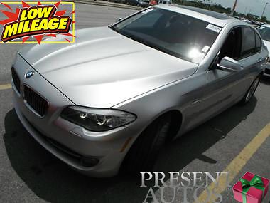 2011 bmw 528i base sedan 4-door 3.0l low mileage!!!