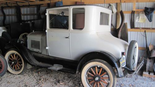 1926  t 5 window coupe, gray over black mohair interior all original wood wheels