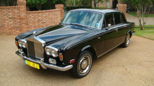 Rolls royce 1975 silver shadow