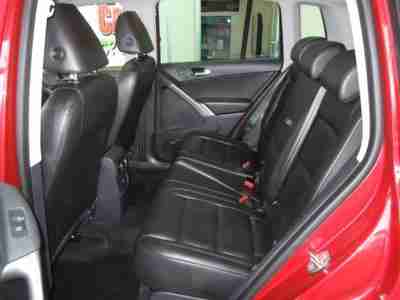 AWD SE Heated Leather Seats SUV 2.0L Turbo Charged CD Huge Sun Roof 4Motion, image 9