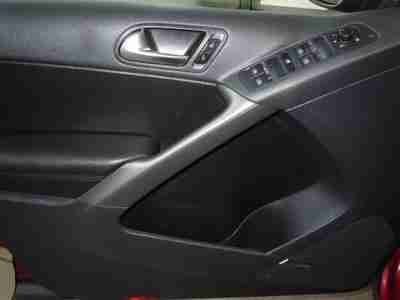 AWD SE Heated Leather Seats SUV 2.0L Turbo Charged CD Huge Sun Roof 4Motion, image 18