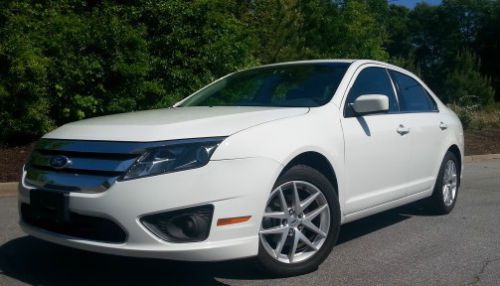 2010 ford fusion se w/ sync and bluetooth