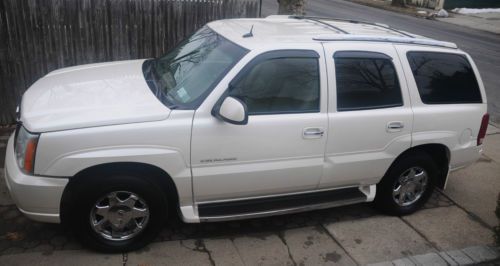 Cadillac escalade white with premium package must see!!