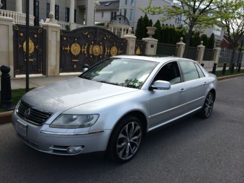 2005 volkswagen phaeton v8 sedan 4-door 4.2l