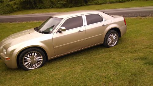 No reserve no reserve no reserve!!!!!! chrysler 300 on 20&#034; rim&#039;s