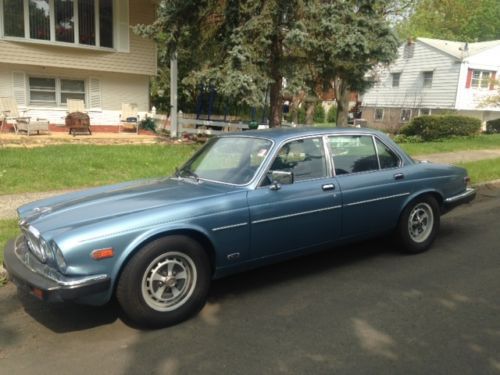 1984 jaguar xj6 base sedan 4-door 4.2l 1 owner 48k