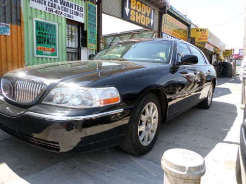 2011 Lincoln Town Car Signature L Sedan 4-Door 4.6L, US $16,800.00, image 2