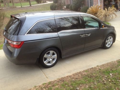 2011 honda odyssey touring roof nav dvd heated leather rear camera