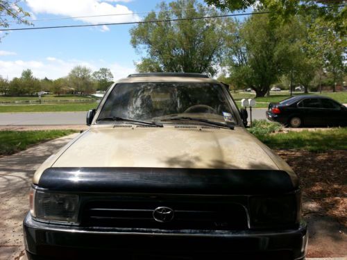 1995 toyota 4 runner 4x4, tan, tinted windows, tow package.