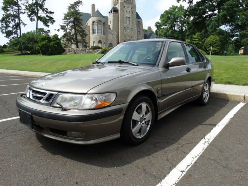 2002 saab 9-3 93 5 door hatchback 5 speed manual clean no reserve !