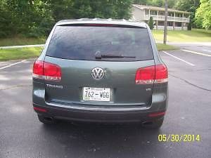 2004 Volkswagen Touareg V8 Sport Utility 4-Door 4.2L, image 3