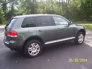 2004 Volkswagen Touareg V8 Sport Utility 4-Door 4.2L, image 4