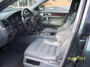 2004 Volkswagen Touareg V8 Sport Utility 4-Door 4.2L, image 9