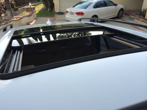 WHITE CLEAN CAR,LOW MILLAGE!, image 11