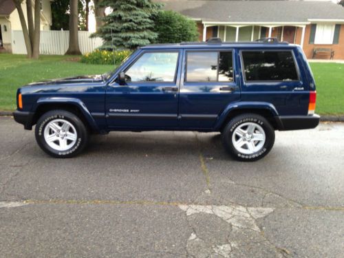 2001 jeep cherokee sport 4-door, 4.0 liter, 4x4, only 79,000 miles!! immaculate!