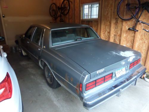 1986 chevrolet caprice classic sedan 4-door 4.3l