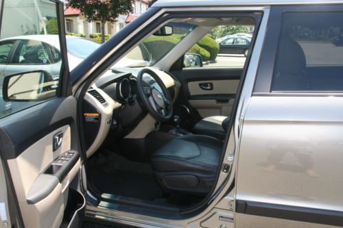 2012 Kia Soul ! Hatchback 4-Door 2.0L, Premium Package, Low Mileage, US $16,750.00, image 9
