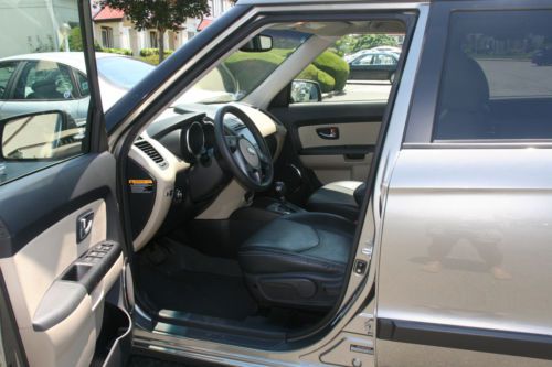 2012 Kia Soul ! Hatchback 4-Door 2.0L, Premium Package, Low Mileage, US $16,750.00, image 14