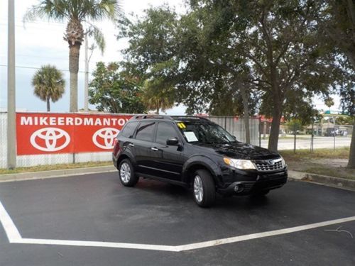 2011 clean subaru forester sunroof and leather.