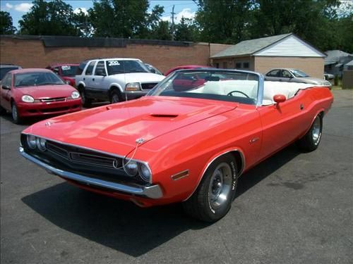 1971 dodge challenger base convertible pace car