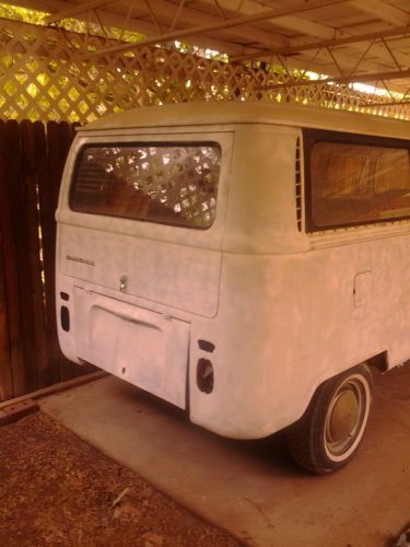 1969 VW  Volkswagen bus van, solid, straight and rust free doors close perfect, image 3