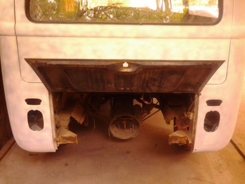 1969 VW  Volkswagen bus van, solid, straight and rust free doors close perfect, image 4