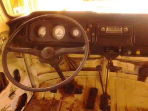 1969 VW  Volkswagen bus van, solid, straight and rust free doors close perfect, image 5