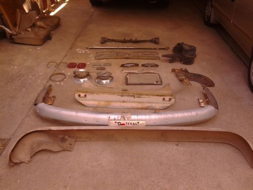 1969 VW  Volkswagen bus van, solid, straight and rust free doors close perfect, image 9