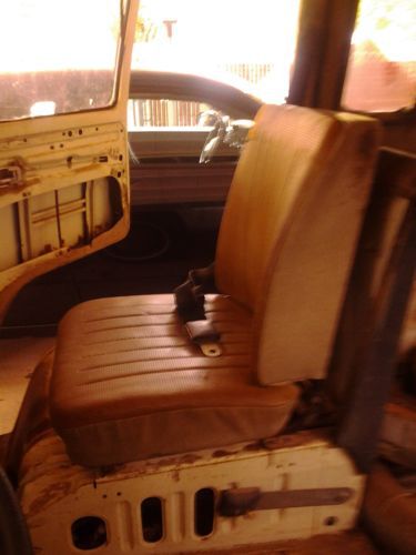 1969 VW  Volkswagen bus van, solid, straight and rust free doors close perfect, image 15