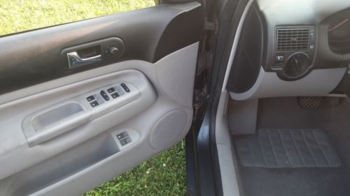 2004 Volkswagen Golf Gls TDI diesel, 4 Door, NO RESERVE, 65000 Original miles, image 15