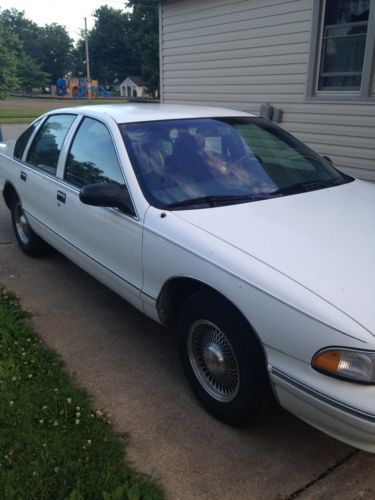 1996 chevy caprice classic  94,344 original miles, 2 owners