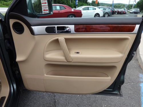 NO RESERVE 2004 VW VOLKSWAGEN TOUAREG 4.2L V8 AWD LOW MILES ONE OWNER NICE!, image 24