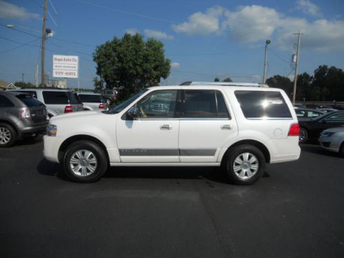 2010 lincoln navigator base