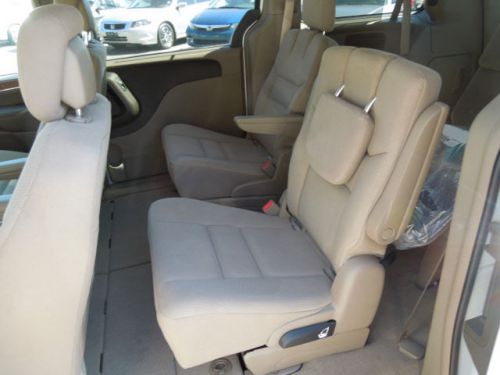 2014 Chrysler Town & Country Touring, US $32,355.00, image 10