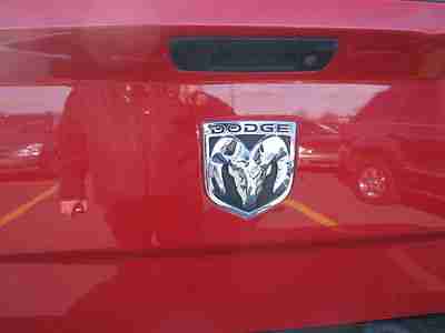 NO RESERVE VERY CLEAN SMOKE FREE 4 DOORS CREW CAB V8, image 17